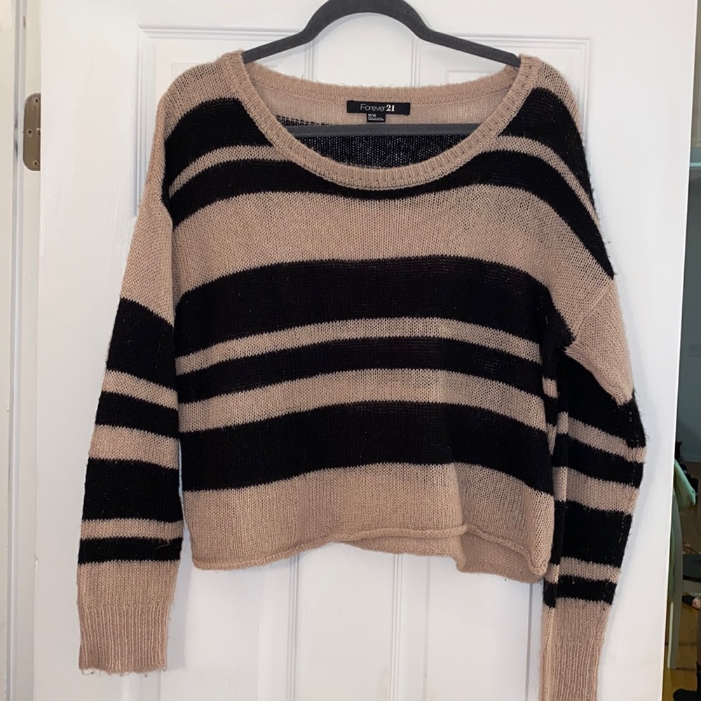 Cropped sweater